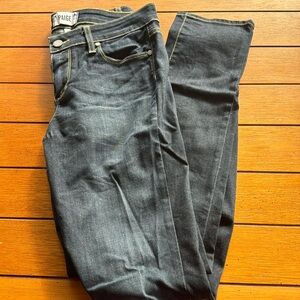 Paige Skyline Skinny Jeans 29